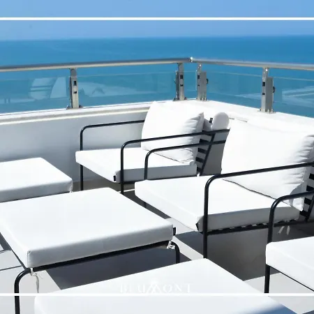 Luxury Rooftop Suites By Blumont Hotel