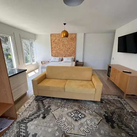 Luxury Rooftop Suites By Blumont