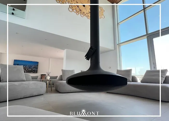 Luxury Rooftop Suites By Blumont Hotel Shkallnur