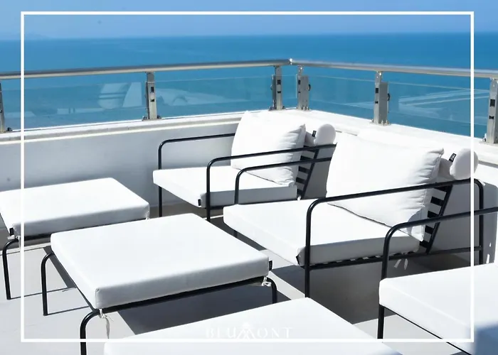 Luxury Rooftop Suites By Blumont Hotel