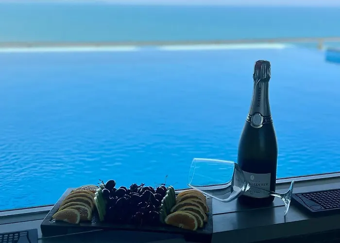 Luxury Rooftop Suites By Blumont Hotel 5*